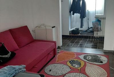 GARSONIERA NATIUNILE UNITE - BUCATARIE INCHISA, MOBILAT/ UTILAT MODERN - 3