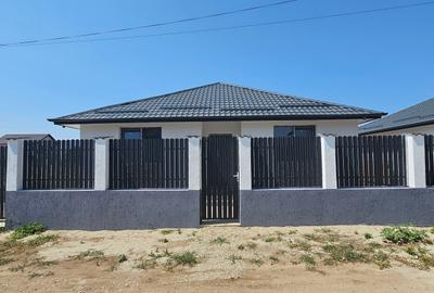 Casă individuală cu 4 camere în Berceni