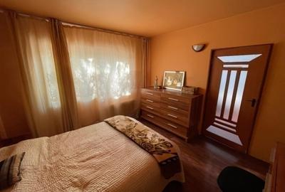 3 Camere 69mp parter inalt BLOC 1984 zona Nicolina 2 Prima Statie LIDL - 3