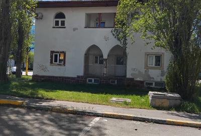 Vila interbelica - Statiunea Mamaia/langa Hotel Flora-450.000 euro(Cod E11+E12) - 1