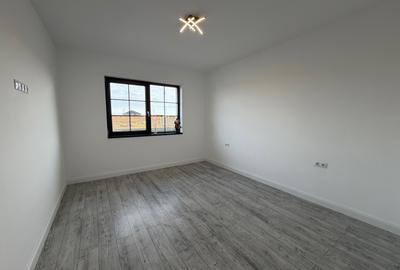 Casa tip duplex - 4 camere - 3 bai - 569 mp teren - Sura Mica - 6