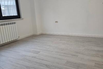 Apartament cu 2 camere semidecomandat în Poarta 6