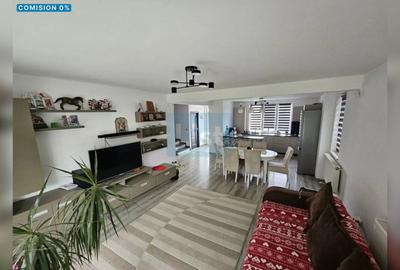 Casă cu 5 camere în Florești