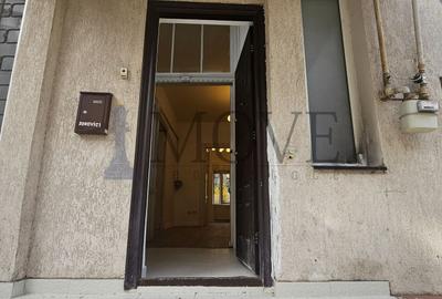 Caderea Bastiliei - Biroul tau cu personalitate - 22