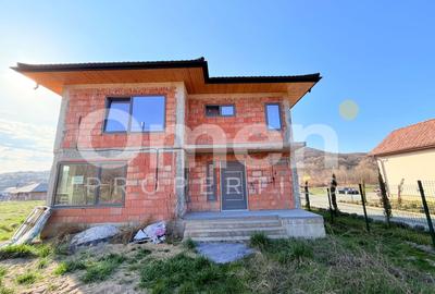 Casă individuală cu 4 camere în Tăuții-Măgherăuș