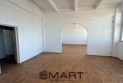 Spatiu industrial 8+ camere zona Central - 1