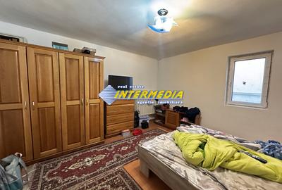 Casa cu 3 camere  in Cetate la asfalt cu 1176 mp Teren - 5