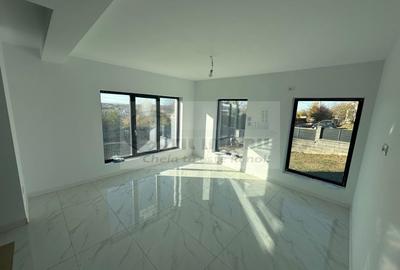 Duplex cu 4 camere în Vișan