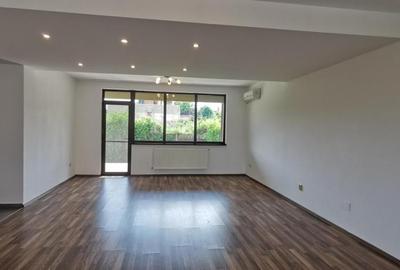 Vila Pipera P E M supr 260mp - 20