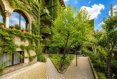 Apartament 2 camere în celebra casă Maria Tănase, str. Popa Nan - 5