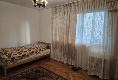 Apartament trei camere la intersectia Spitalului Judetean cu Girocului - 5