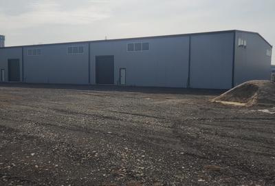 Spațiu industrial, în Est