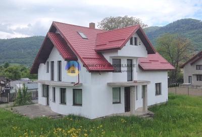 Casă + teren 808 mp – Straja - Tarcău, jud. Neamț - 1