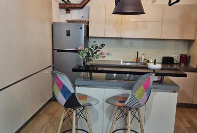 Apartament cu 3 camere în Barbu Văcărescu