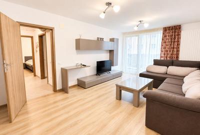 Apartament cu 2 camere decomandat, mobilat în Tractorul