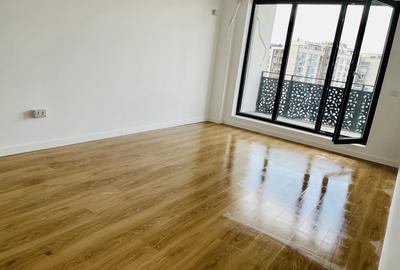 Apartament cu 2 camere decomandat în Theodor Pallady