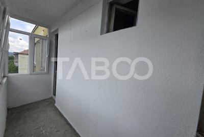 Apartament 2 camere de vanzare 37 mp balcon zona Mihai Viteazul Sibiu - 13