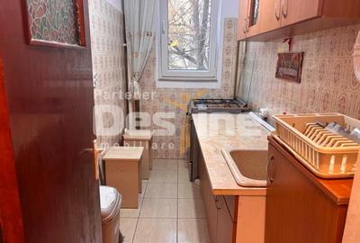 Apartament 2 camere, decomandat ,sector 6 - 5