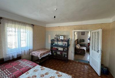 Casă din cărămidă cu anexă și teren 33 ari in Mănău, Maramureș - 3