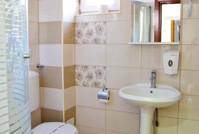 Eleganță la malul mării, cu potențial de business real - 44