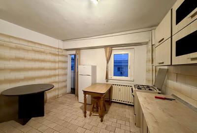 3 camere 82.4 mp Aviatiei etaj 4 - 12
