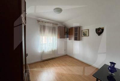 Oferta ! Triplex - 4 camere - Floresti - 11