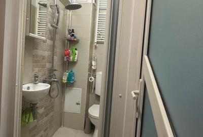 Proprietar vand apartament 4 camere - 12