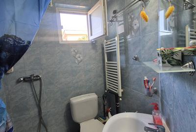 Apartament 2 camere decomandat  etaj intermediar Bld  N. Iorga - 7