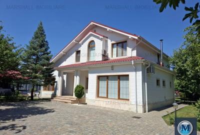 Vila cu 4 camere de vanzare, zona Albert, 227.89 mp #16120