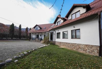 Vilă spațioasă de vânzare în Predeluț, Bran | 2000mp - 2