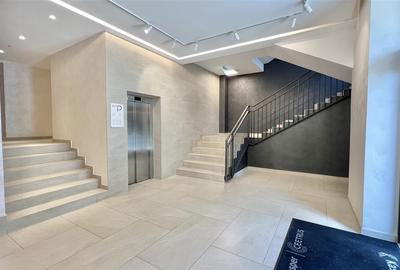 Apartament PREMIUM Coresi Kasper UPGRATED, amenajare ROVERE, 2 parcari, boxa - 12