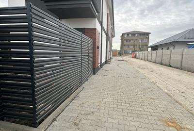 Vanzare Apartament 2 camere+curte 60mp si 2 locuri de parcare - 14