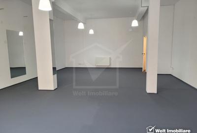 Spațiu comercial, 65 mp în Florești