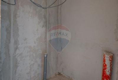 Casă cu 4 camere de vânzare, 130mp utili, teren 600mp in Harman - 22
