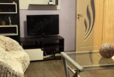 Apartament cu 2 camere semidecomandat în Casa de Cultură
