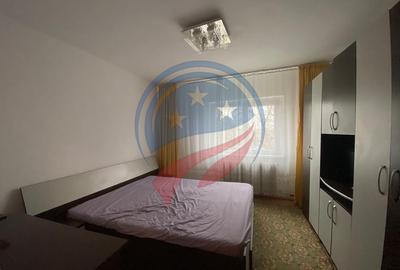 APARTAMENT 3 CAMERE CHIRIE 1 MAI CIUPERCA - 1