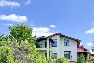 Casă individuală cu 11 camere în Pipera