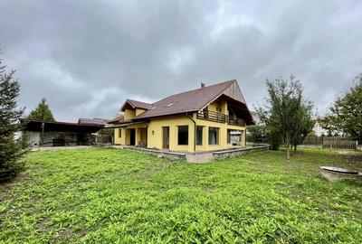 Casa de 560mp cu 5 dormitoare de inchiriat si 1000 mp teren in Gheorgheni - 1