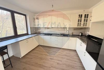 De vânzare Casă nouă cu 4 camere, teren 1190 mp Cartier Podgoria - 5