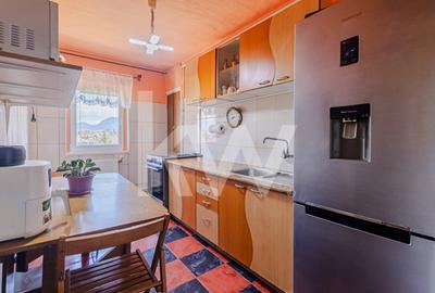 Vânzare apartament cu 3 camere, decomandat, mobilat și utilat - Zona Florilor - 4