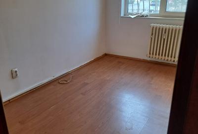 3 CAMERE  |  TOMIS NORD  |  CIRESICA - 3