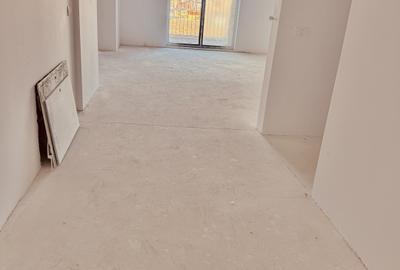 Apartament cu 3 camere decomandat în Stadion