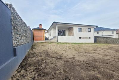 Casa individuala pe un singur nivel cu garaj dublu - Selimbar - 2