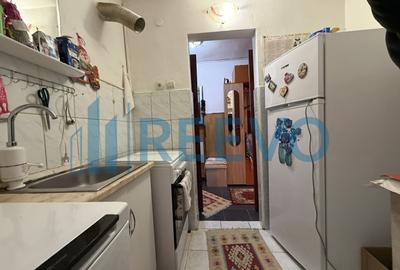 O garsonieră de 22 mp, situată la etajul 4, aflat pe strada Letea. - 11
