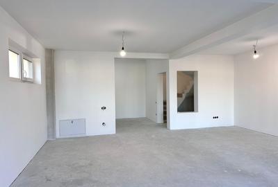 Duplex de vanzare, 3 nivele, 170 mp, teren 270 mp, zona Narciselor - 11