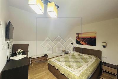 Casa de vanzare in Sibiu - Cisnadioara - 5 camere si 4 bai - - 13