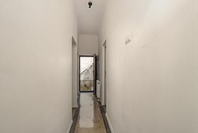 Piata Muncii - Decebal, casa 87 mp totali, 179 mp curte libera, - 24