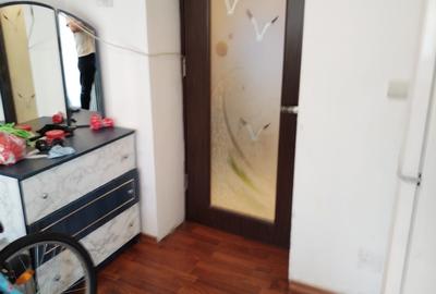 Vand sau schimb cu o casa Ap. 4 camere etajul 2/4 zona Quatro (Brailei) - 5