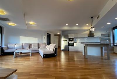 Apartament cu 5 camere decomandat, mobilat în Herăstrău