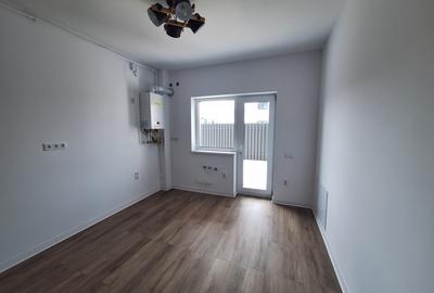 De vanzare apartament 2 camere si curte proprie 90 mp - 7